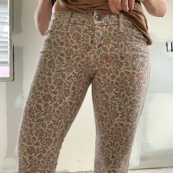 Level 99 floral fall pattern jeans size 27 - Picture 2 of 11